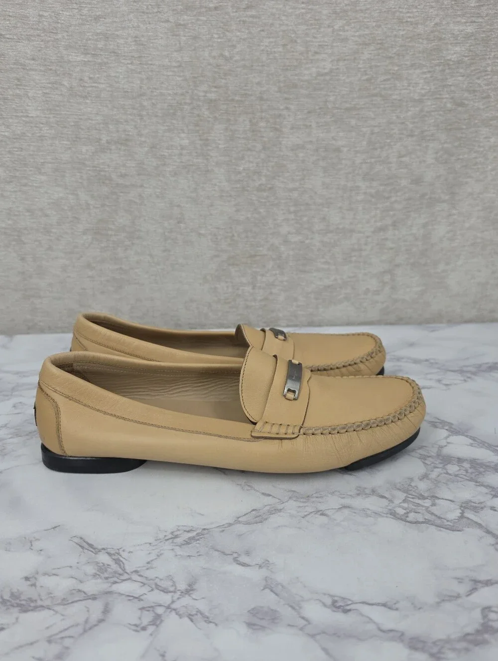 Salvatore Ferragamo Sport Tan Leather Gancio Driving Moccasin Loafers Shoes